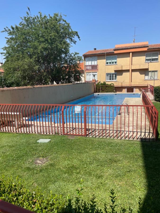 Apartamento Turistico Avila Vut מראה חיצוני תמונה